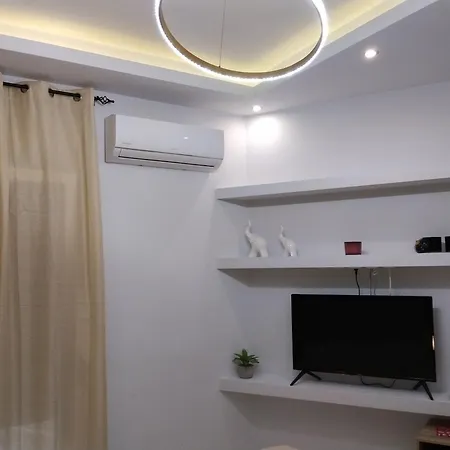 Apartment Domus - Center *