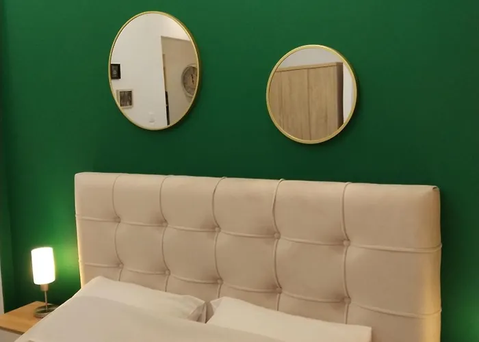 Domus - Center Apartamento